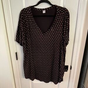 Old Navy Plus Size Luxe V Neck T-Shirt